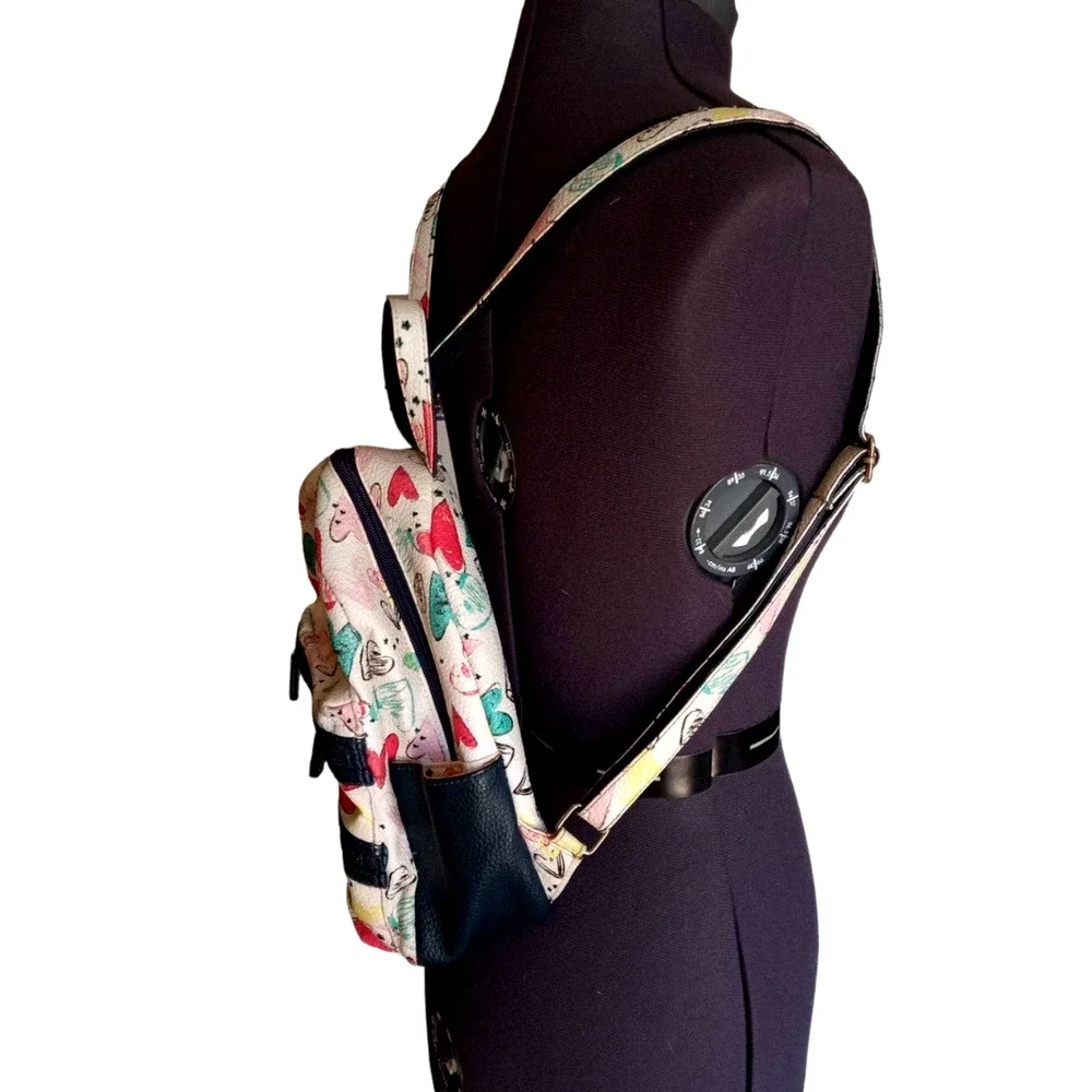 Stone Mountain heart printed backpack